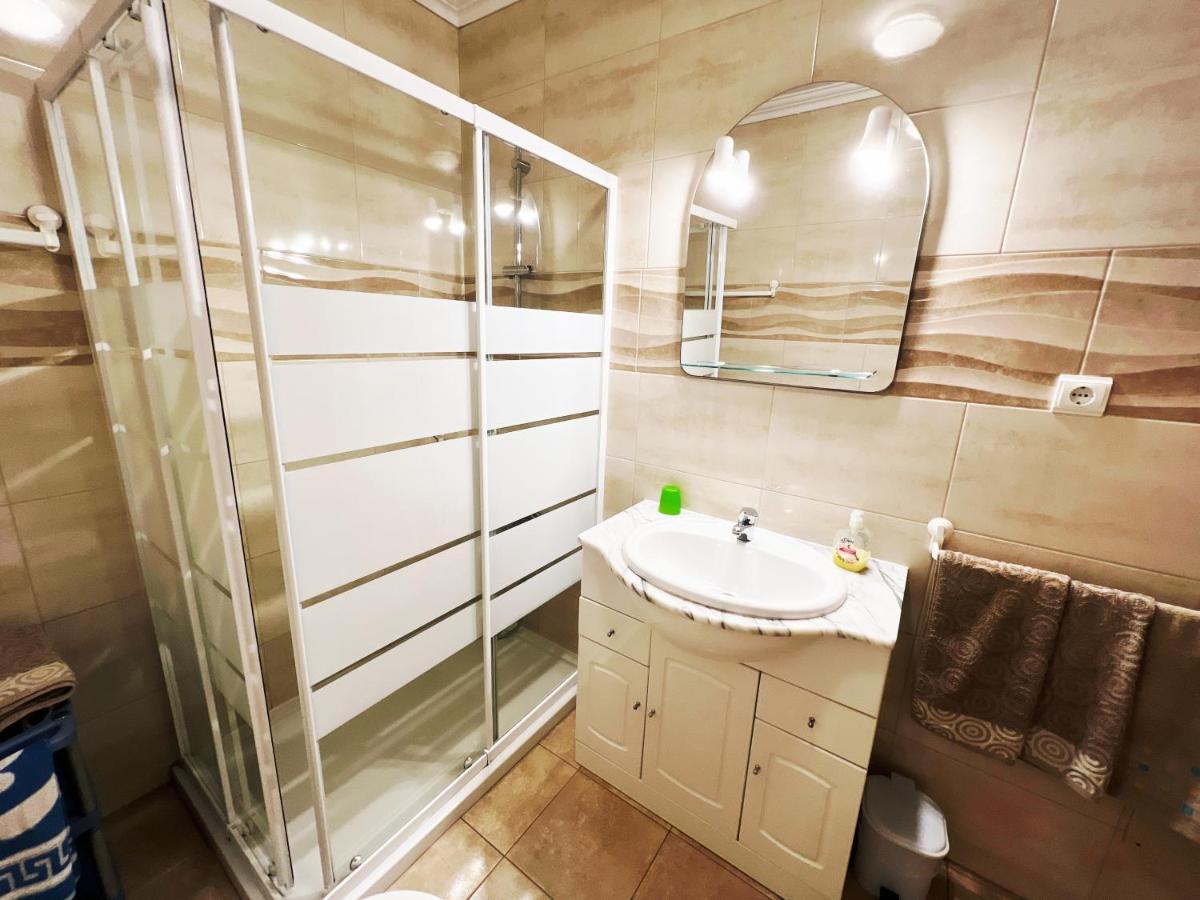 Roja Sol Apartment